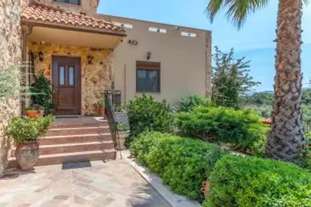 Tresor Villa